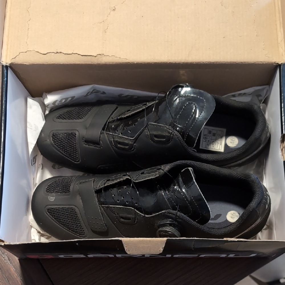 Premium Black Athletic Cycling Shoes